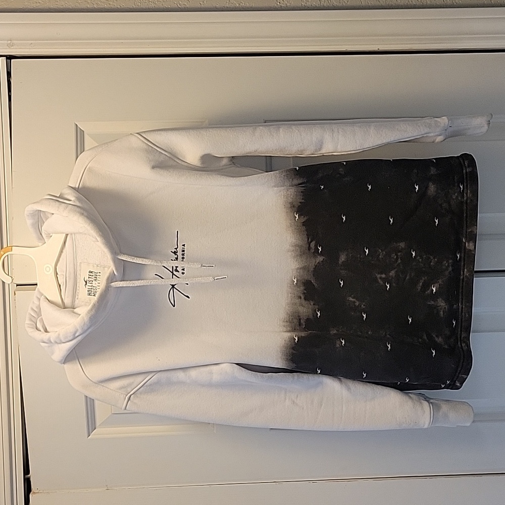 Hollister California sweatshirt xs mens must have collection